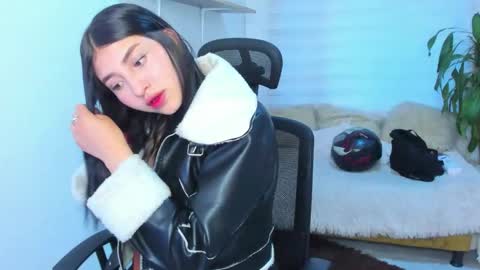 bloom_flower1 online show from 3, 12, 2025