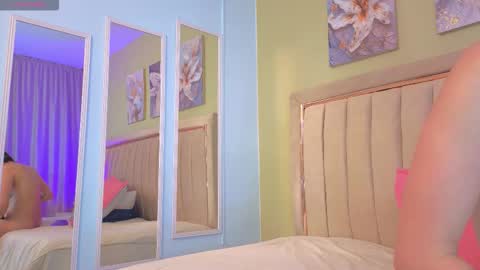 bloom_star01 online show from 6, 10, 2025