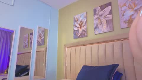 bloom_star01 online show from 16, 10, 2025