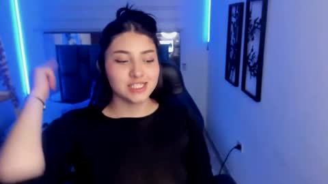 Snapshot of bloom_winxx chatting on 13, 2, 2026 bloom_winxx online show from 13, 2, 2026