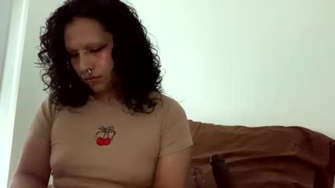 Snapshot of blossombabie chatting on 13, 4, 2026 blossom 3 online show from 13, 4, 2026