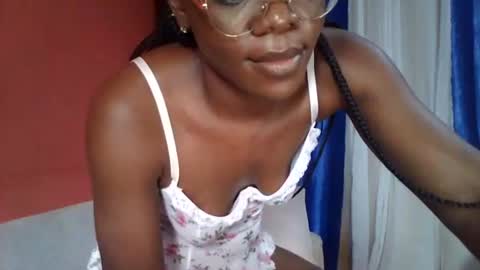 blossomcherry25 online show from 19, 4, 2026