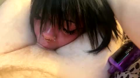 Snapshot of blowjob_bitch69 chatting on 16, 5, 2026 blowjob_bitch69 online show from 16, 5, 2026