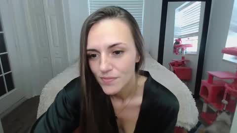 Snapshot of blowjobboss chatting on 6, 1, 2025 Sarah Zee online show from 6, 1, 2025