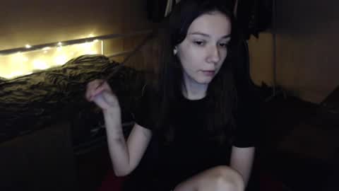 Snapshot of blue__velvet_ chatting on 18, 6, 2026 blue__velvet_ online show from 18, 6, 2026