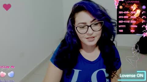 Snapshot of blue_dance chatting on 20, 10, 2025 susan  online show from 20, 10, 2025