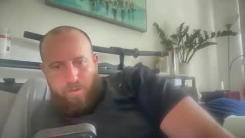 blue_eyes247 online show from 10, 5, 2026