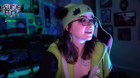 Blue online show from 29, 12, 2024