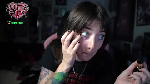 Blue online show from 23, 10, 2025