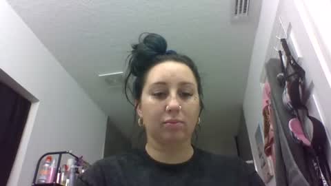 Snapshot of bluebabybunny563 chatting on 9, 8, 2026 bluebabybunny563 online show from 9, 8, 2026