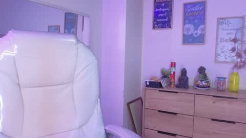 Snapshot of bluee_hazell chatting on 17, 2, 2026 online show from 17, 2, 2026