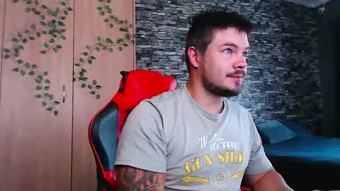 blueeyeboy0 online show from 7, 11, 2025