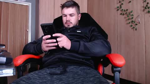 blueeyeboy0 online show from 3, 6, 2026