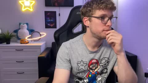 blueeyedtallguy online show from 6, 12, 2024