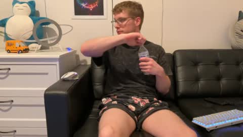 blueeyedtallguy online show from 9, 1, 2025