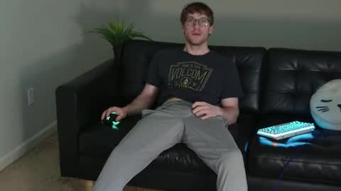 blueeyedtallguy online show from 13, 9, 2025