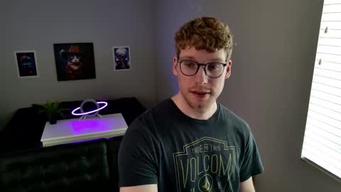 Snapshot of blueeyedtallguy chatting on 25, 2, 2026 blueeyedtallguy online show from 25, 2, 2026