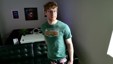 Snapshot of blueeyedtallguy chatting on 17, 3, 2026 blueeyedtallguy online show from 17, 3, 2026