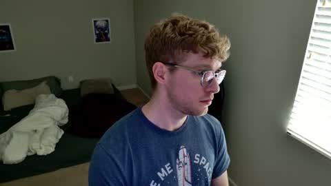 blueeyedtallguy online show from 8, 7, 2026