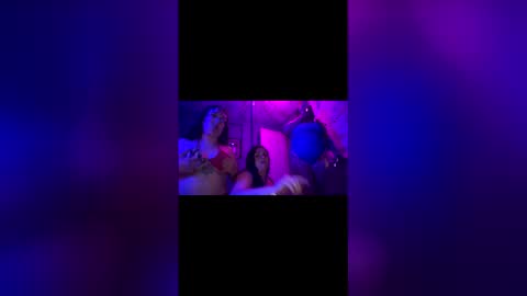 Snapshot of bluehoneychlo chatting on 3, 5, 2026 Bluhoney online show from 3, 5, 2026
