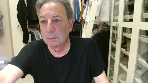 Snapshot of blueisles chatting on 3, 2, 2025 blueisles online show from 3, 2, 2025