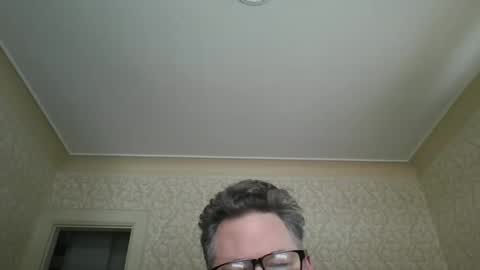 Snapshot of bluemoose70 chatting on 6, 1, 2025 bluemoose70 online show from 6, 1, 2025