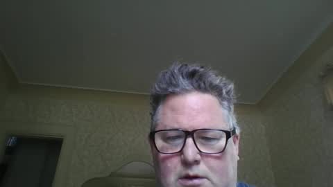 Snapshot of bluemoose70 chatting on 8, 10, 2025 bluemoose70 online show from 8, 10, 2025