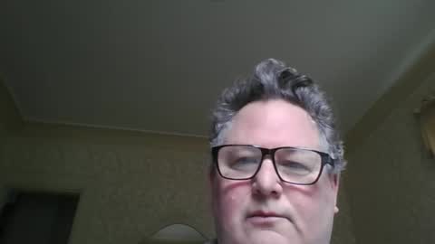 Snapshot of bluemoose70 chatting on 20, 10, 2025 bluemoose70 online show from 20, 10, 2025