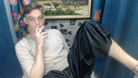 Snapshot of blueyedboyinasia chatting on 12, 6, 2026 blueeyedboyisasia online show from 12, 6, 2026