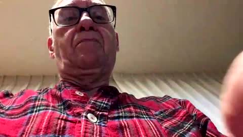 Snapshot of blueyedudeseattle chatting on 15, 4, 2026 Blueyedudeseattle online show from 15, 4, 2026