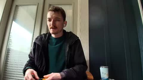 Snapshot of bluezed4 chatting on 18, 3, 2026 blue online show from 18, 3, 2026