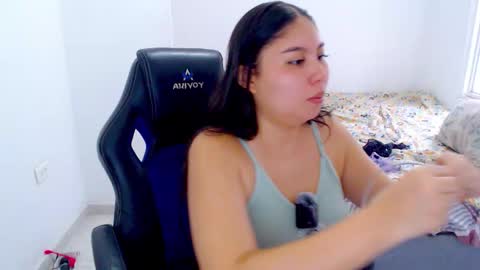  Hey guysI am BrendaWelcome my room online show from 1, 2, 2026