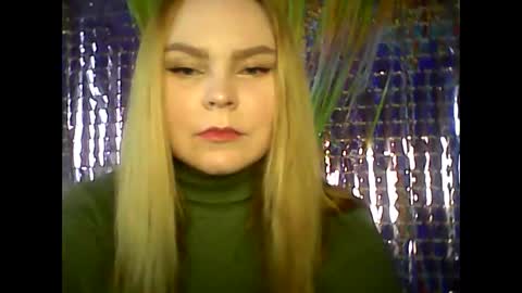 Snapshot of blushing_star chatting on 12, 2, 2025 blushing_star online show from 12, 2, 2025