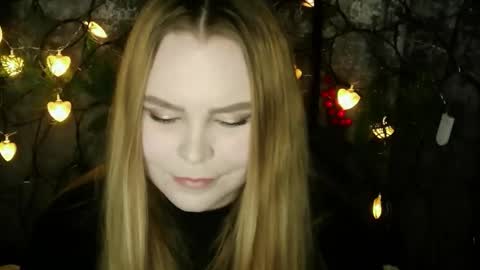 blushing_star online show from 5, 3, 2026