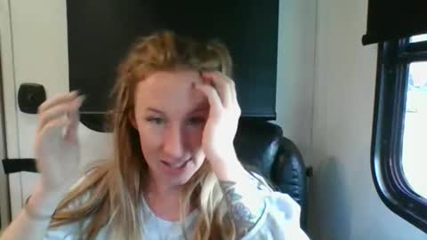 MamaMorgan online show from 20, 11, 2025