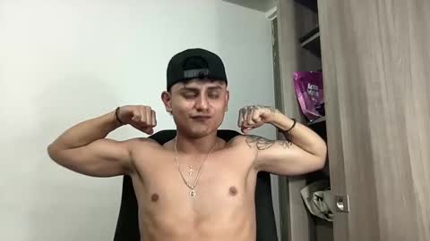 Bob  INDEPENDENT MODEL online show from 28, 2, 2025