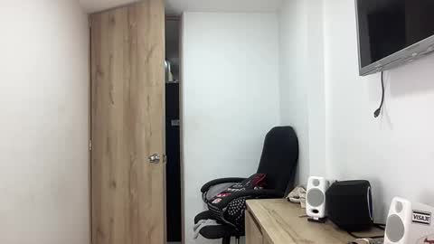 Bob  INDEPENDENT MODEL online show from 25, 9, 2025