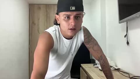 Bob  INDEPENDENT MODEL online show from 30, 9, 2025