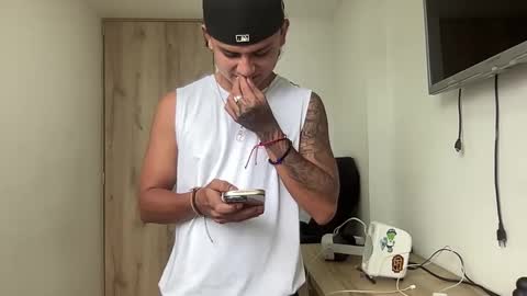 Bob  INDEPENDENT MODEL online show from 12, 10, 2025