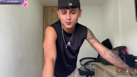 Bob  INDEPENDENT MODEL online show from 16, 4, 2026