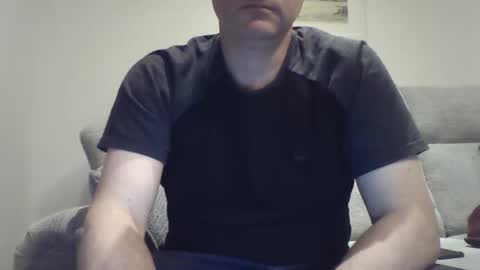 bobby_113 online show from 6, 12, 2024