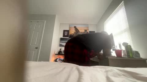 Snapshot of bobbyjones88034 chatting on 18, 10, 2025 Luv bug online show from 18, 10, 2025