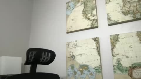 bobbylightfoot3 online show from 14, 2, 2025