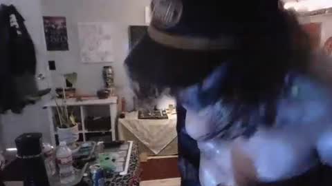 Snapshot of bobbyq2969 chatting on 7, 10, 2025 bobbyq2969 online show from 7, 10, 2025