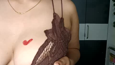 Snapshot of bodyandbrush chatting on 11, 7, 2026 Sofia online show from 11, 7, 2026