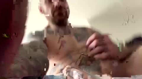 Snapshot of bodyart85_19 chatting on 22, 9, 2025 Bodyart85 19 online show from 22, 9, 2025