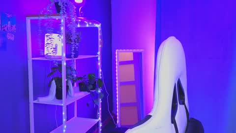 ALEXPVT IS OPEN online show from 8, 2, 2025