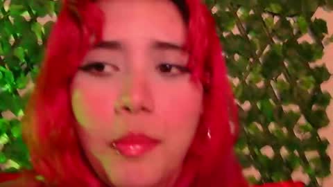 Snapshot of bombon_111 chatting on 19, 4, 2026 bombon online show from 19, 4, 2026