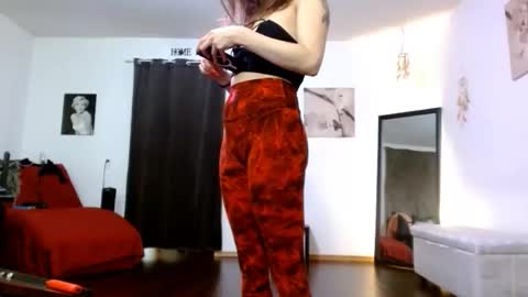 BombshellBaeby online show from 23, 11, 2025