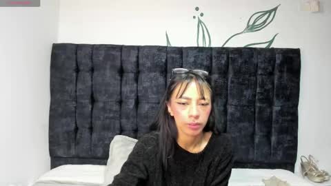 Snapshot of bonie_wills chatting on 22, 4, 2026 BONIE WILLS online show from 22, 4, 2026
